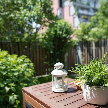Family Apartment With Garden 卢布尔雅那 外观 照片