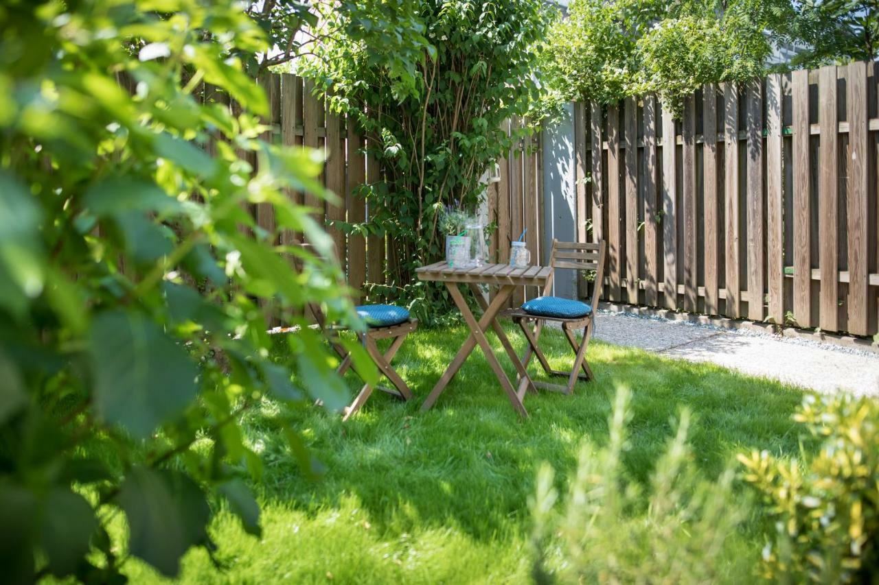 Family Apartment With Garden 卢布尔雅那 外观 照片